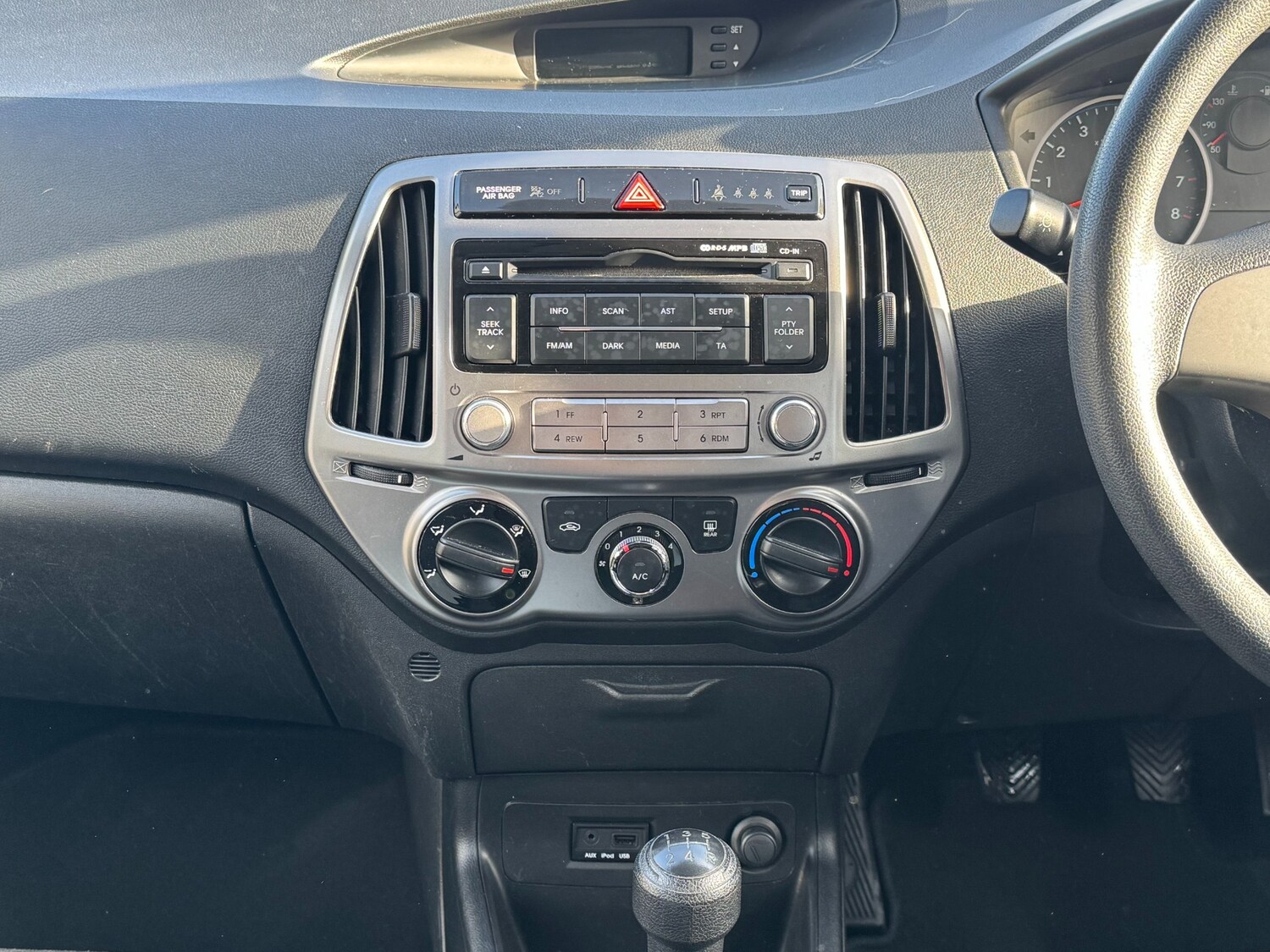 Used Hyundai i20 2013 for sale - 77475726: Photo 20