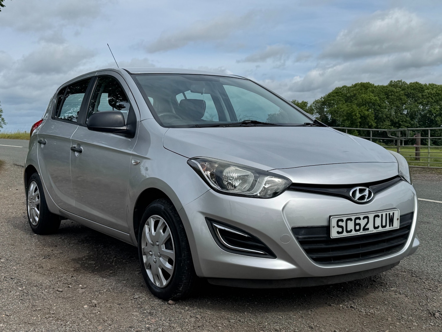 Used Hyundai i20 2013 for sale - 76921995: Photo 11