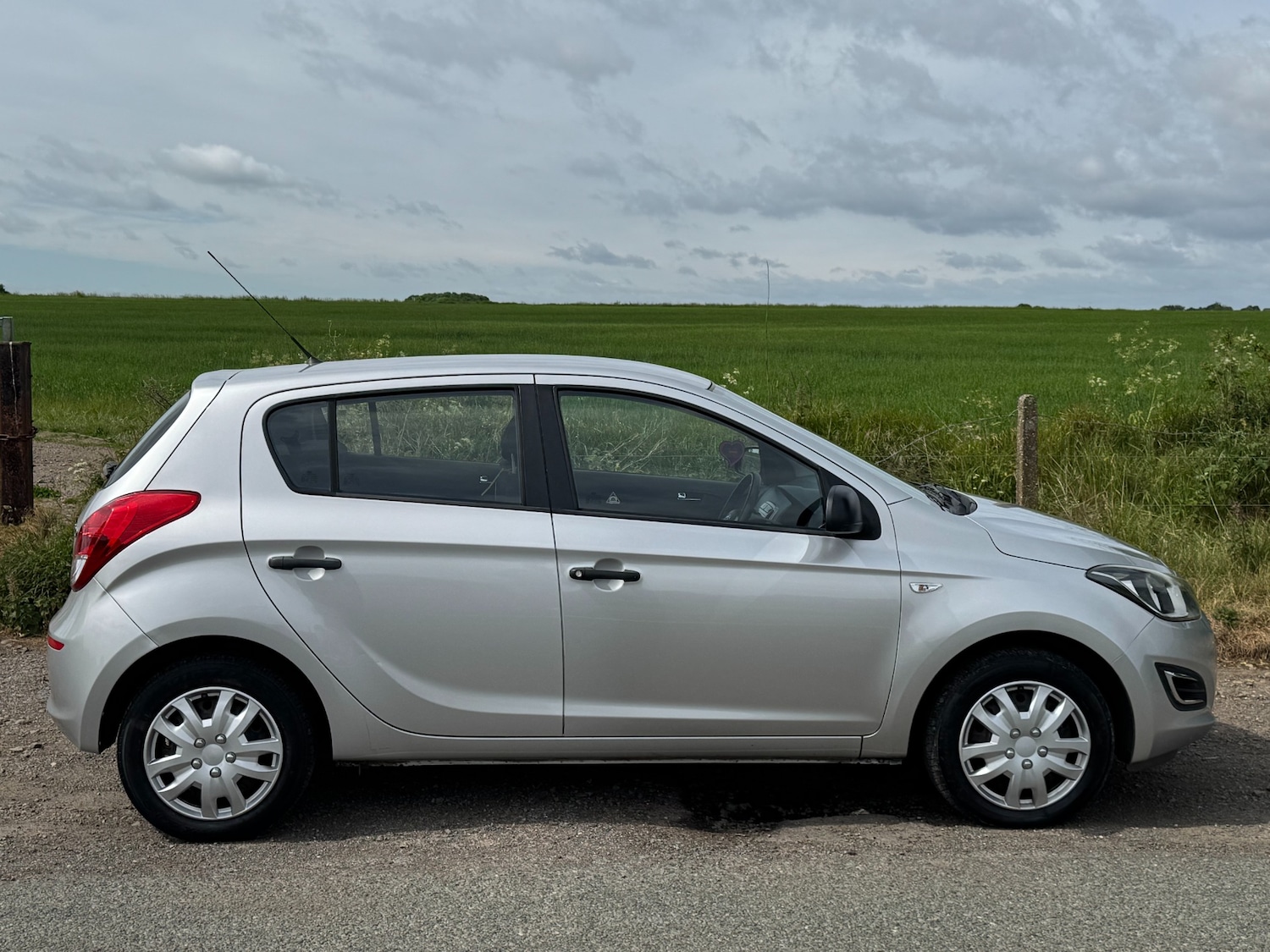 Used Hyundai i20 2013 for sale - 76921995: Photo 4