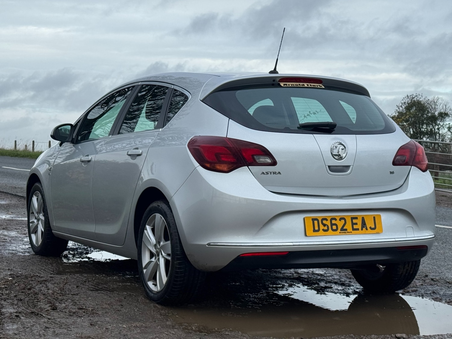 Used Vauxhall Astra 2013 for sale - 76533936: Photo 15