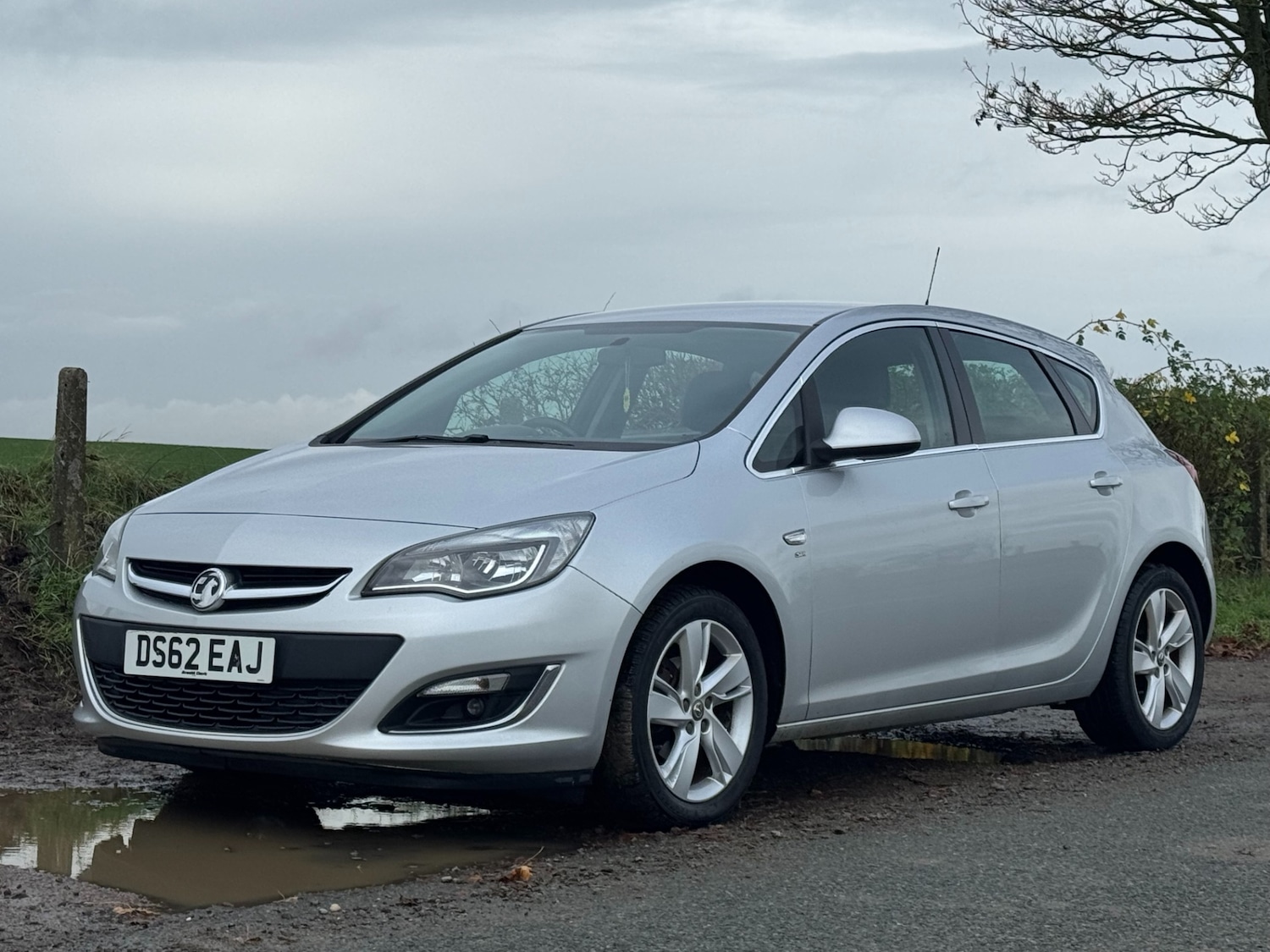 Used Vauxhall Astra 2013 for sale - 76533936: Photo 9