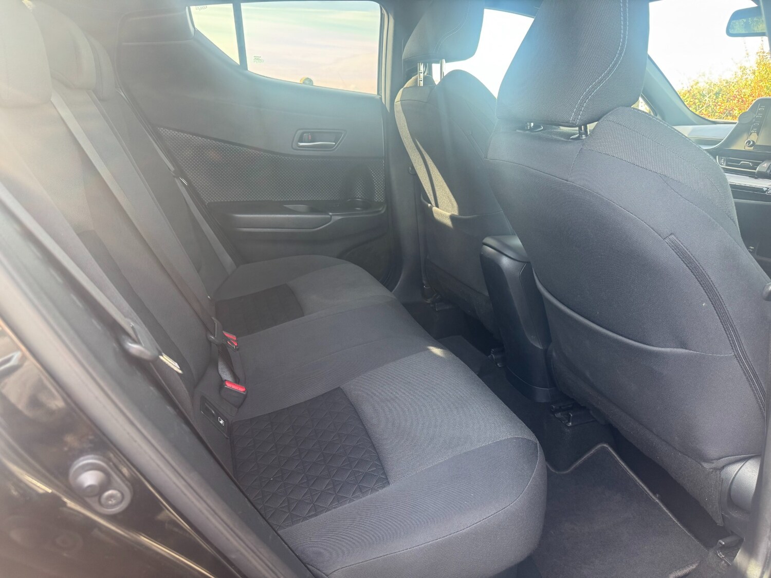 Used Toyota C-HR 2020 for sale - 76104460: Photo 28