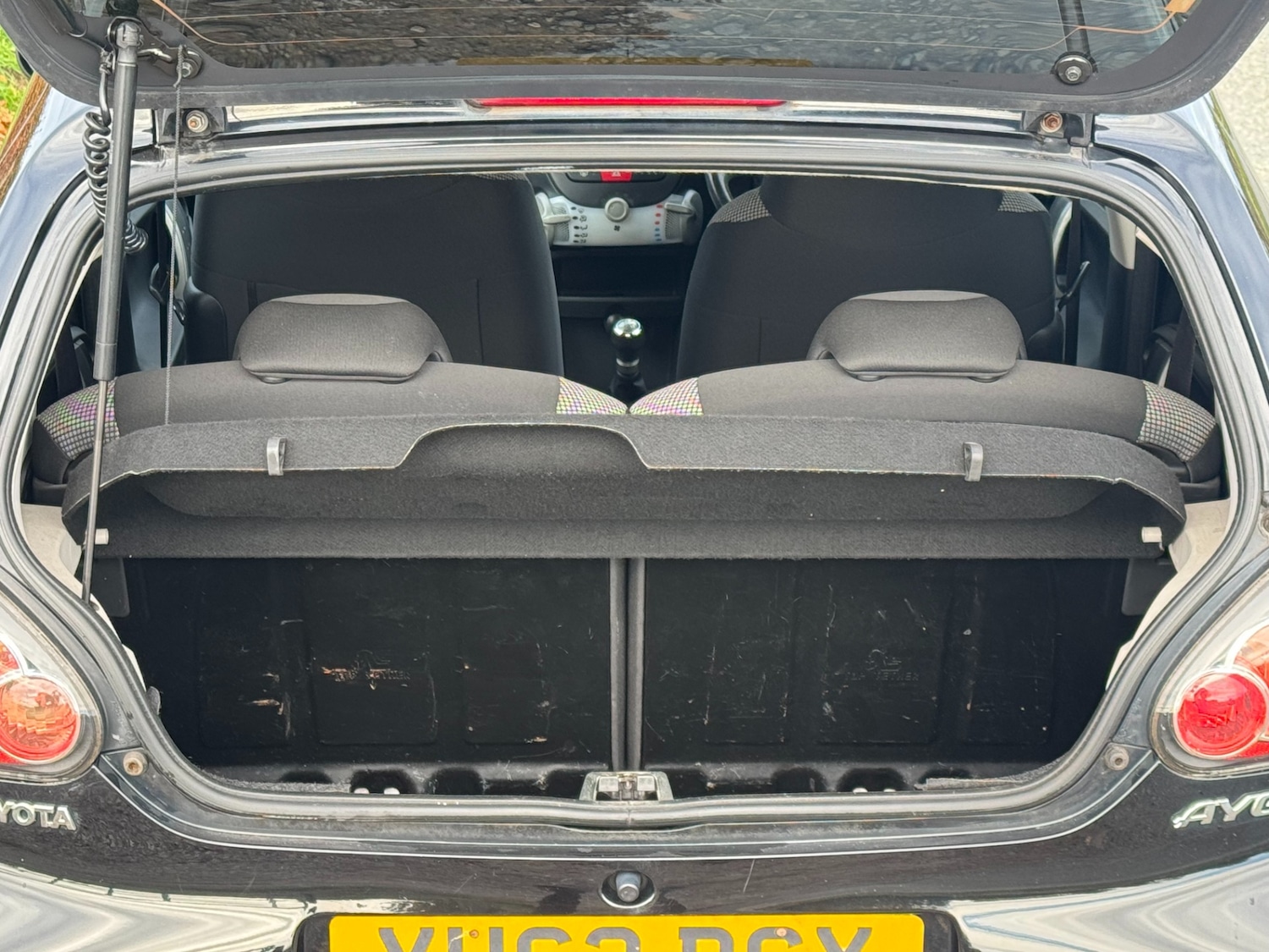 Used Toyota AYGO 2012 for sale - 76376433: Photo 18