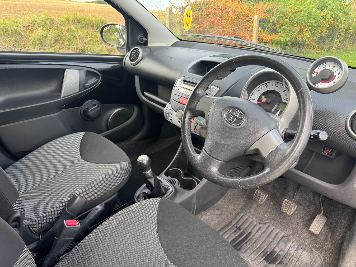 Used Toyota AYGO 2012 for sale - 76376433: Photo 21