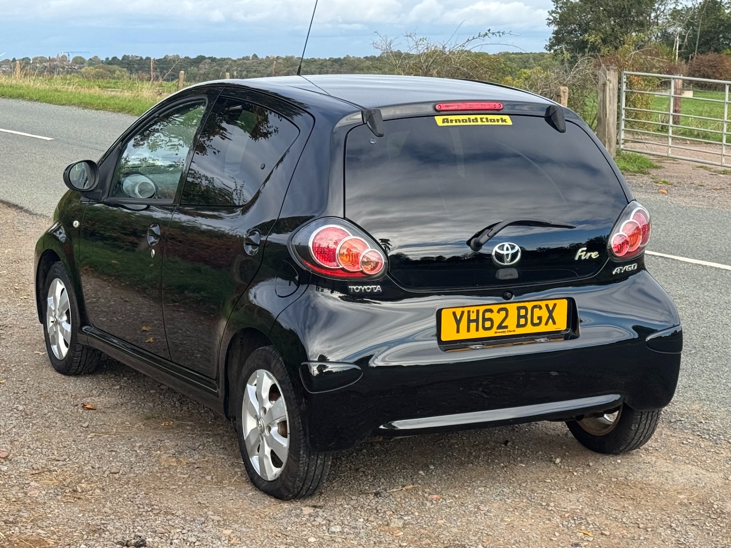 Used Toyota AYGO 2012 for sale - 76376433: Photo 7