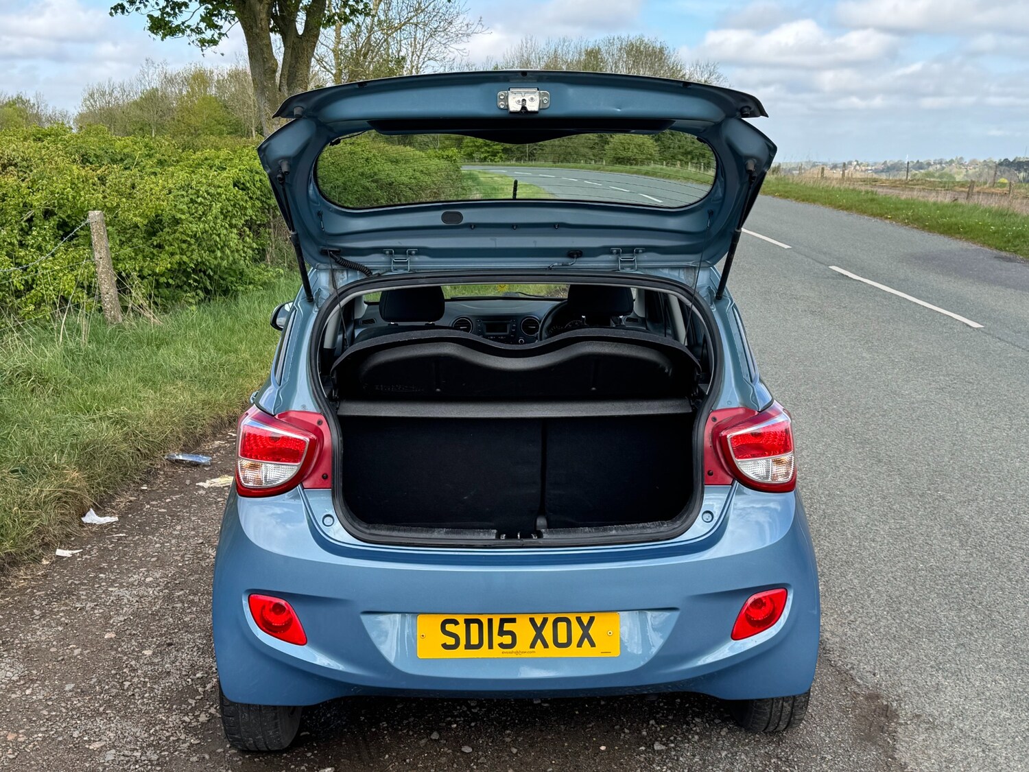 Used Hyundai i10 2015 for sale - 76923999: Photo 17