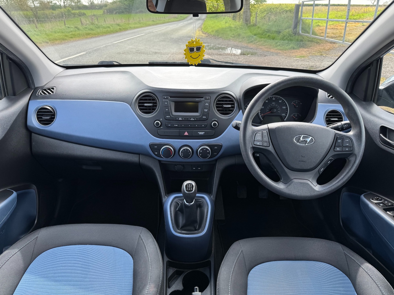 Used Hyundai i10 2015 for sale - 76923999: Photo 19