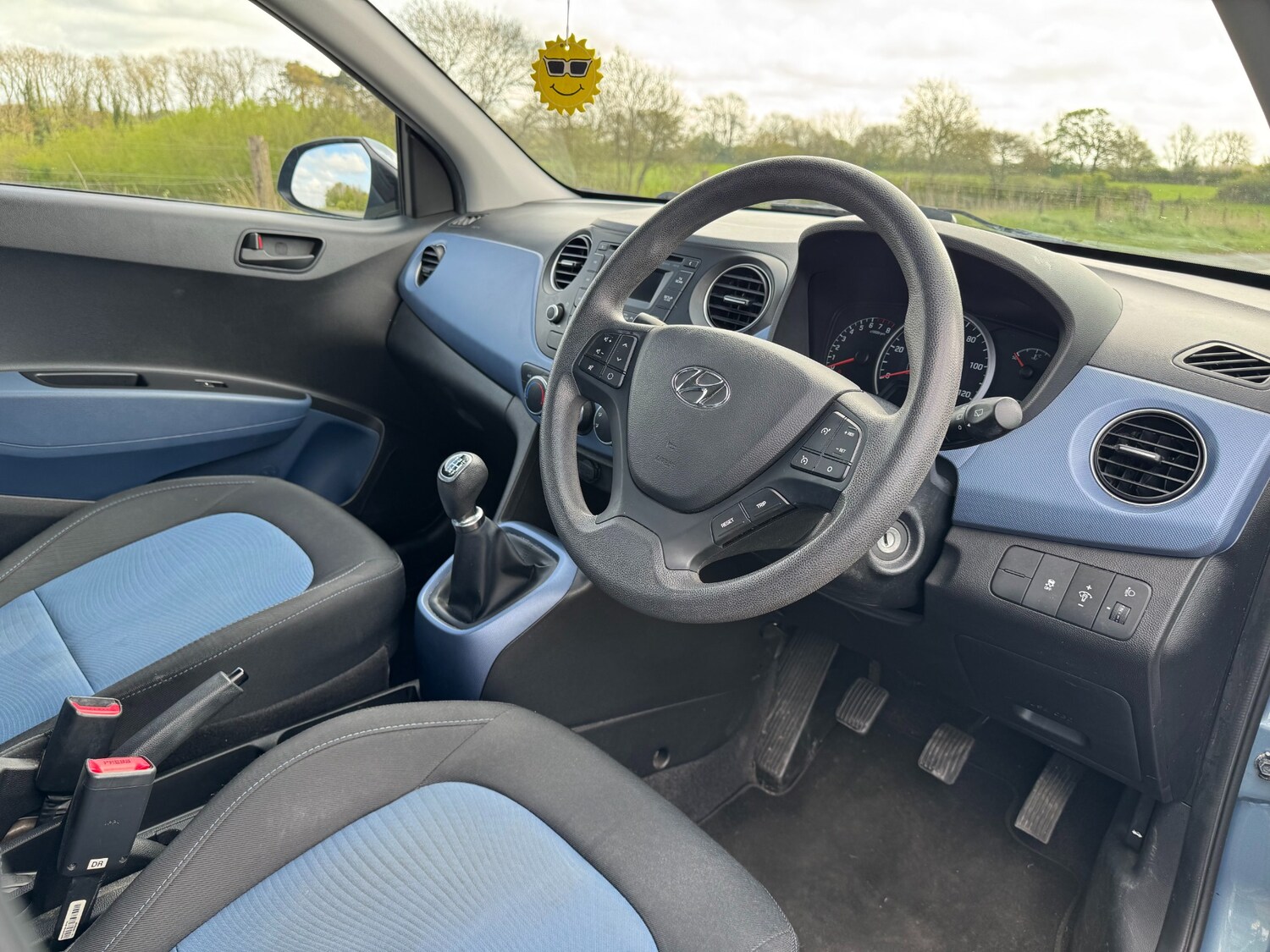 Used Hyundai i10 2015 for sale - 76923999: Photo 21