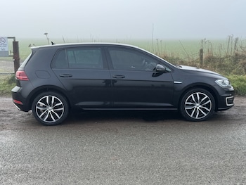 Used Volkswagen Golf 2020 for sale - 77236964: Photo