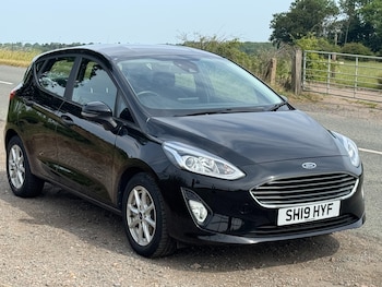 Used Ford Fiesta 2019 for sale - 74982100: Photo