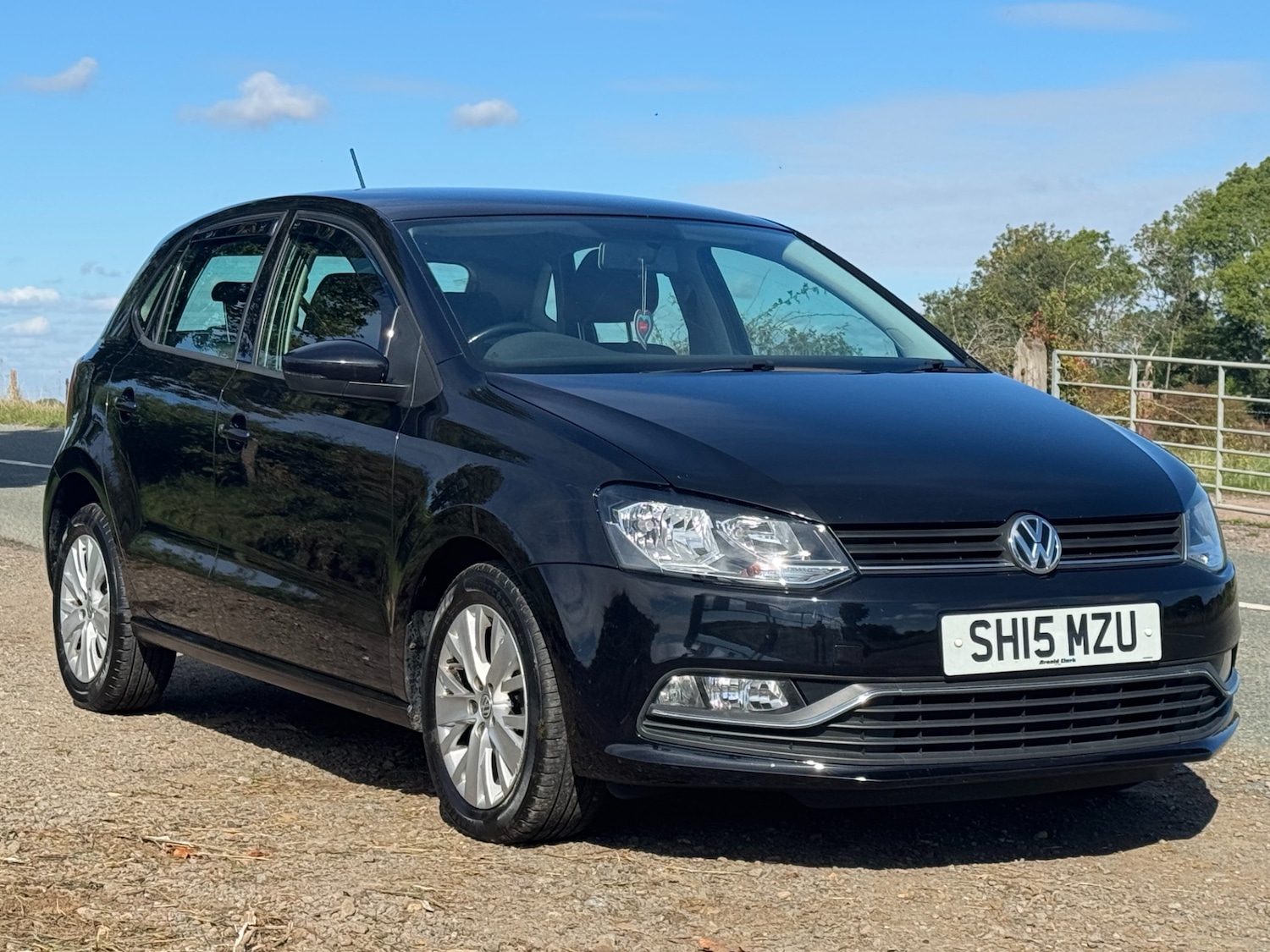 Used Volkswagen Polo 2015 for sale - 76092178: Photo 11