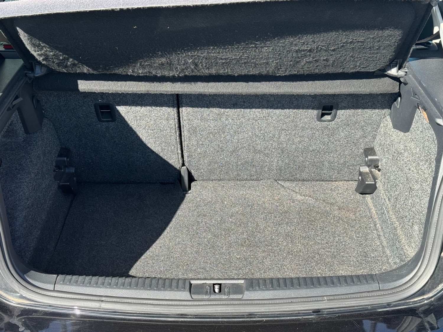 Used Volkswagen Polo 2015 for sale - 76092178: Photo 18