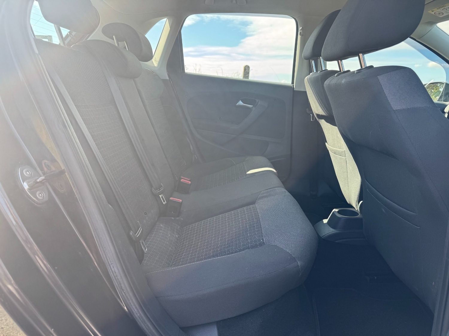 Used Volkswagen Polo 2015 for sale - 76092178: Photo 20