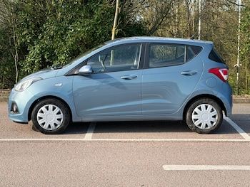 Used Hyundai i10 2015 for sale - 79303243: Photo