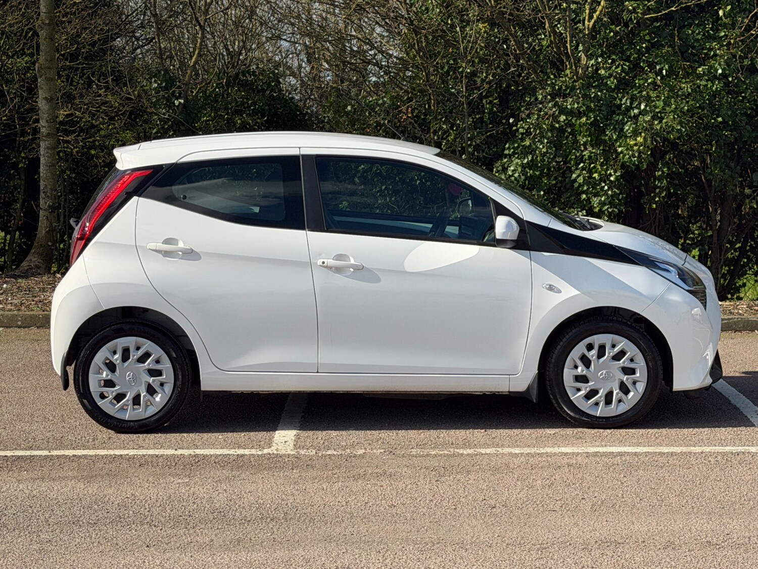 Used Toyota AYGO 2021 for sale - 77822544: Photo 8