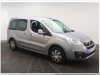 Used Peugeot Partner 2017 for sale - 79129007: Photo
