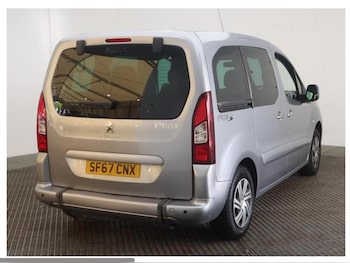 Used Peugeot Partner 2017 for sale - 79129007: Photo
