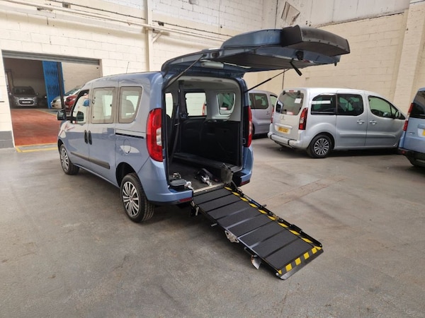 Used Fiat Doblo 2018 for sale - 74733287: Photo 6