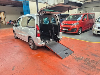 Used Peugeot Partner 2017 for sale - 75821074: Photo
