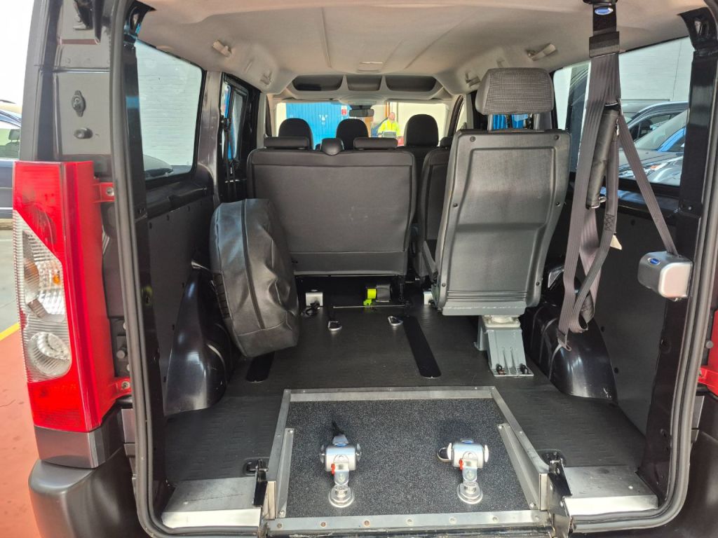 Used Peugeot Expert Tepee 2016 for sale - 77779565: Photo 25