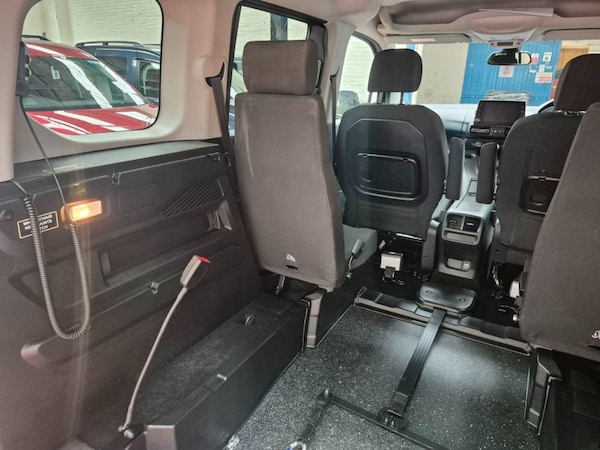 Used Peugeot Rifter 2022 for sale - 75358736: Photo 28