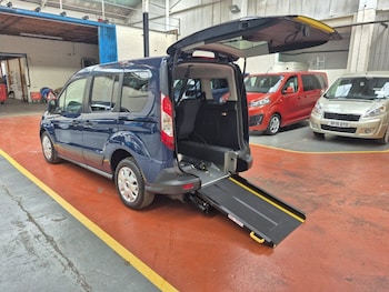 Used Ford Tourneo Connect 2016 for sale - 75764671: Photo