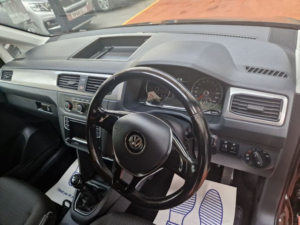 Used Volkswagen Caddy Maxi Life 2016 for sale - 77679898: Photo 14