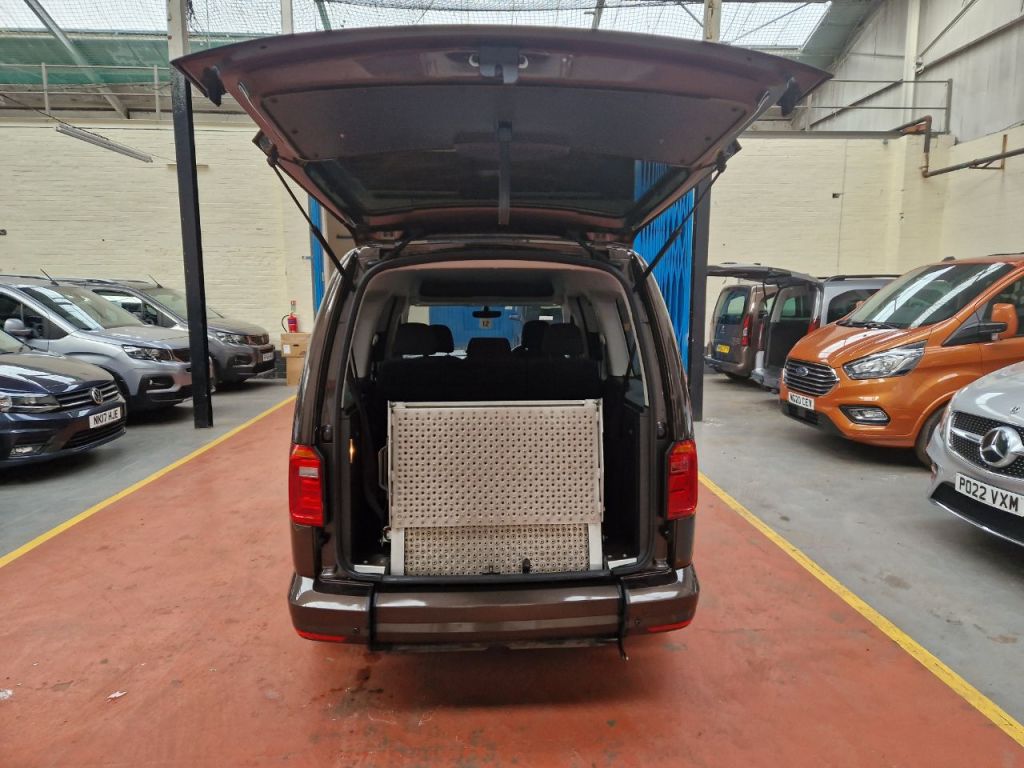 Used Volkswagen Caddy Maxi Life 2016 for sale - 77679898: Photo 20