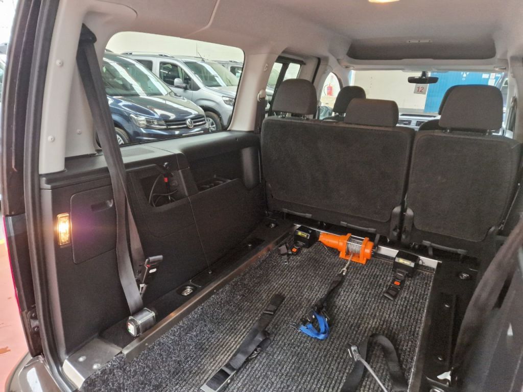 Used Volkswagen Caddy Maxi Life 2016 for sale - 77679898: Photo 23