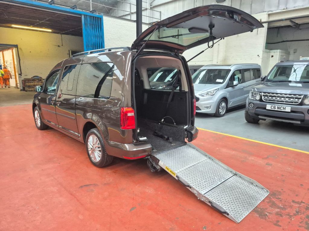 Used Volkswagen Caddy Maxi Life 2016 for sale - 77679898: Photo 26