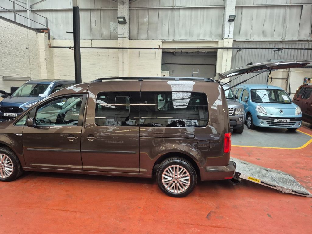 Used Volkswagen Caddy Maxi Life 2016 for sale - 77679898: Photo 27