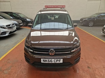 Used Volkswagen Caddy Maxi Life 2016 for sale - 77679898: Photo