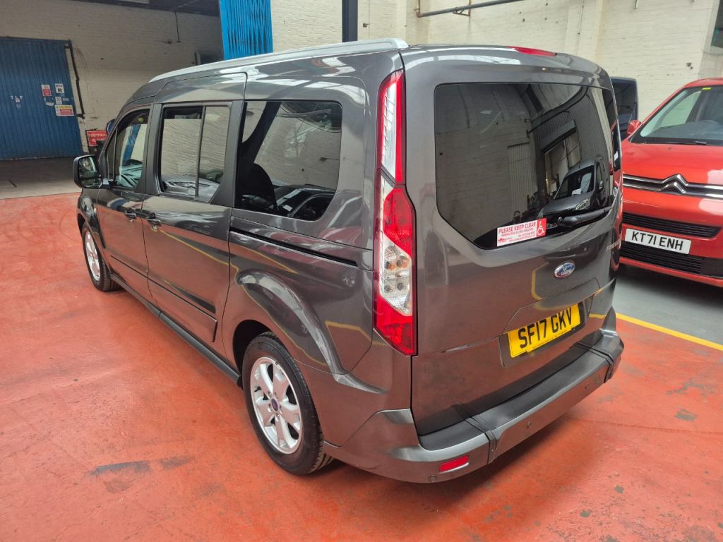 Used Ford Grand Tourneo Connect 2017 for sale - 76205835: Photo 21