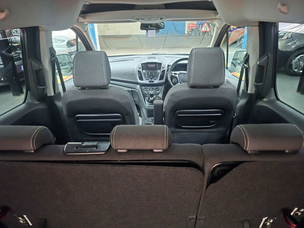 Used Ford Grand Tourneo Connect 2017 for sale - 76205835: Photo 28
