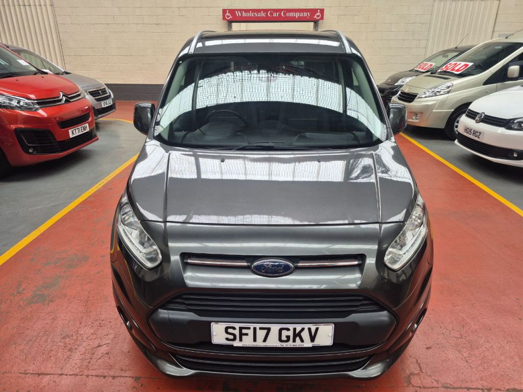 Used Ford Grand Tourneo Connect 2017 for sale - 76205835: Photo 3