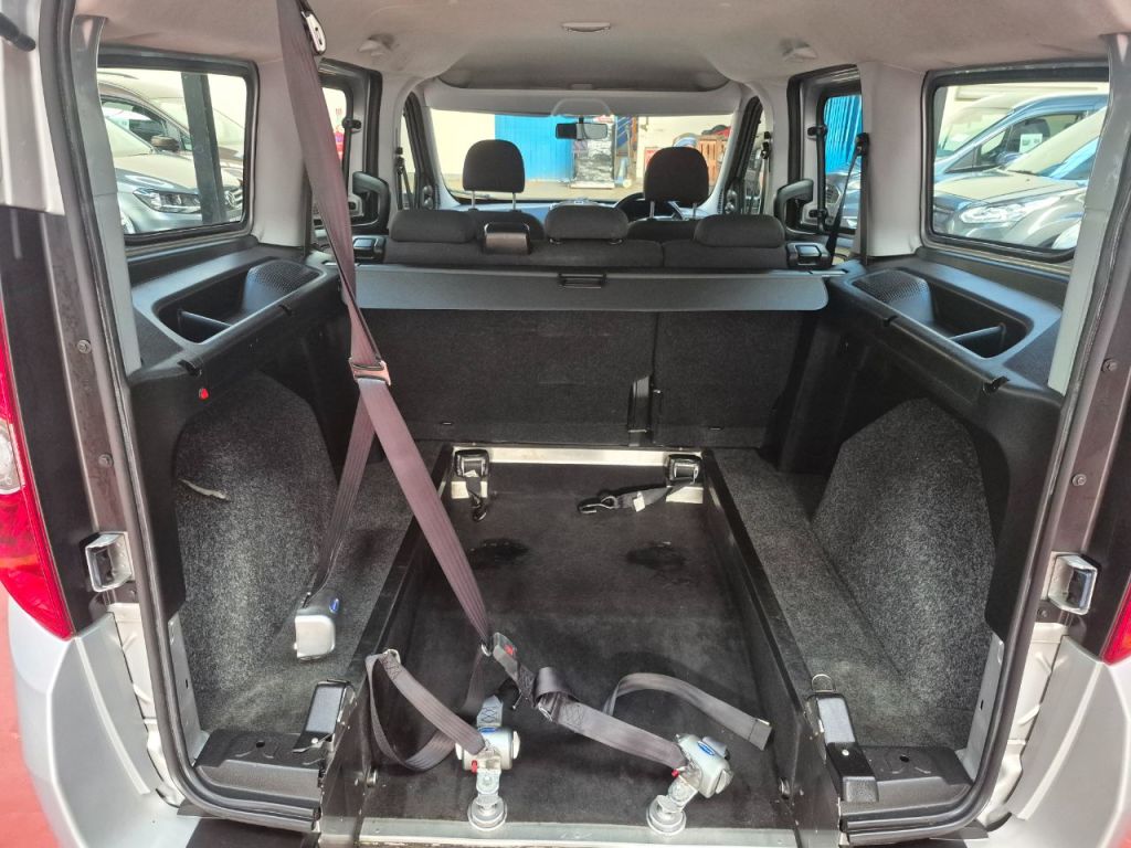 Used Vauxhall Combo 2018 for sale - 77967783: Photo 8