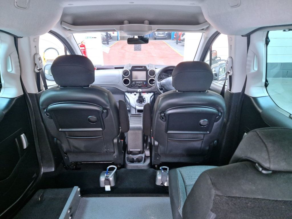 Vehicle 27