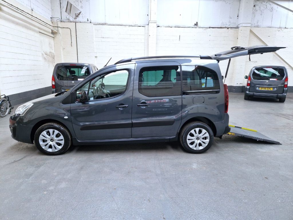 Vehicle 28