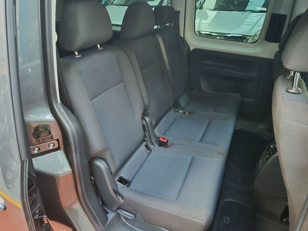 Used Volkswagen Caddy Maxi Life 2018 for sale - 76569370: Photo 14