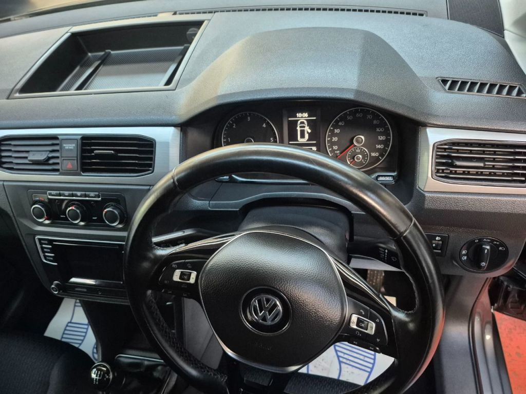 Used Volkswagen Caddy Maxi Life 2018 for sale - 76569370: Photo 16