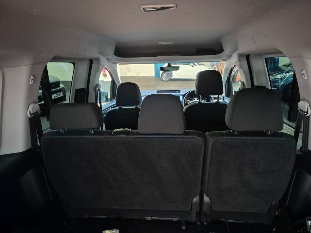 Used Volkswagen Caddy Maxi Life 2018 for sale - 76569370: Photo 26