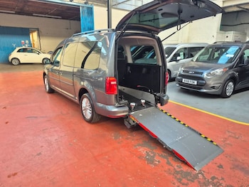 Used Volkswagen Caddy Maxi Life 2018 for sale - 76569370: Photo