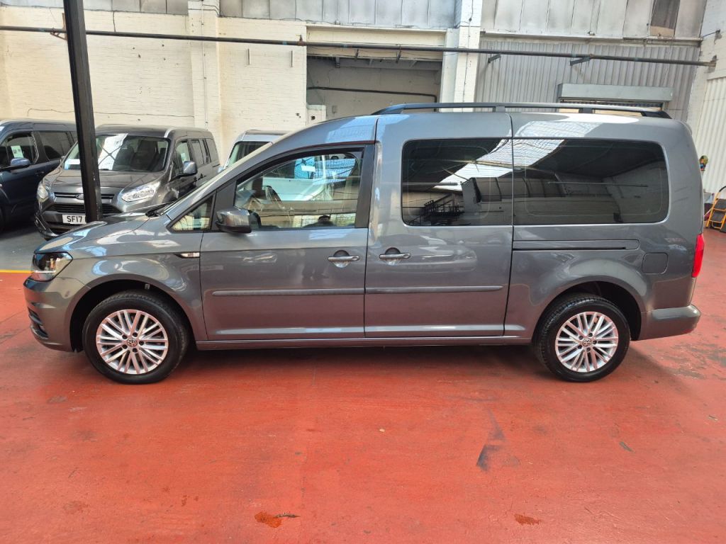 Used Volkswagen Caddy Maxi Life 2018 for sale - 76569370: Photo 6