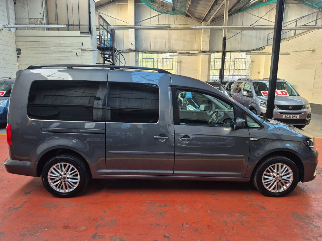 Used Volkswagen Caddy Maxi Life 2019 for sale - 76546078: Photo 16