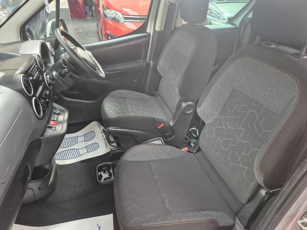 Used Peugeot Partner 2017 for sale - 76637541: Photo 10