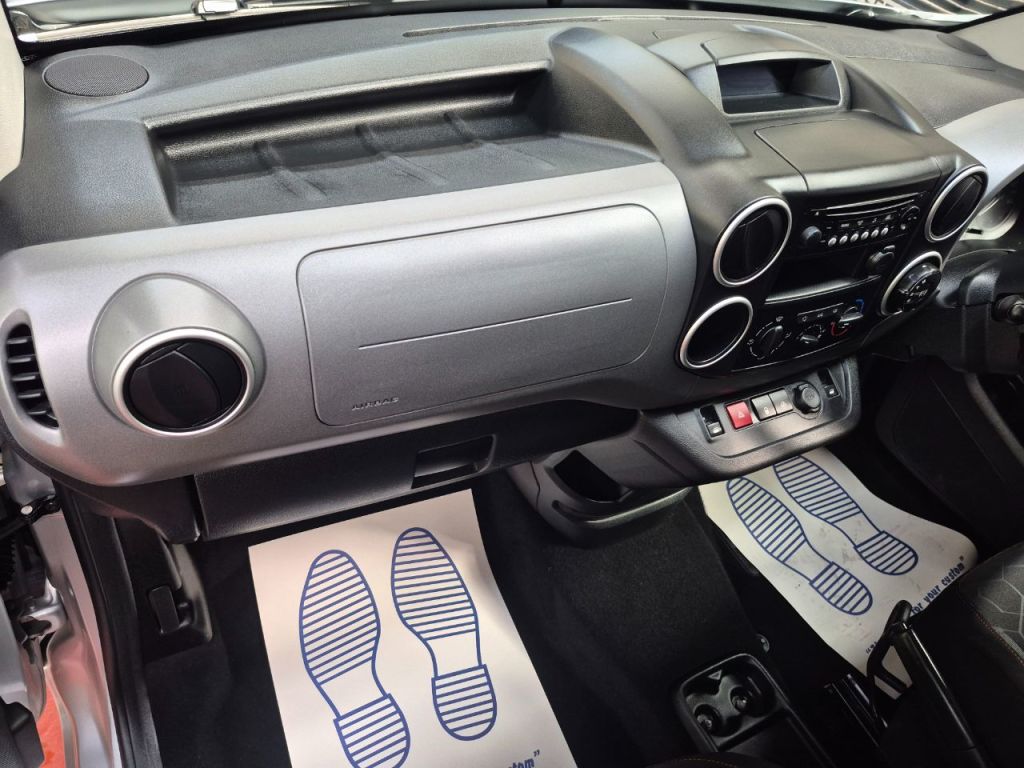 Used Peugeot Partner 2017 for sale - 76637541: Photo 11