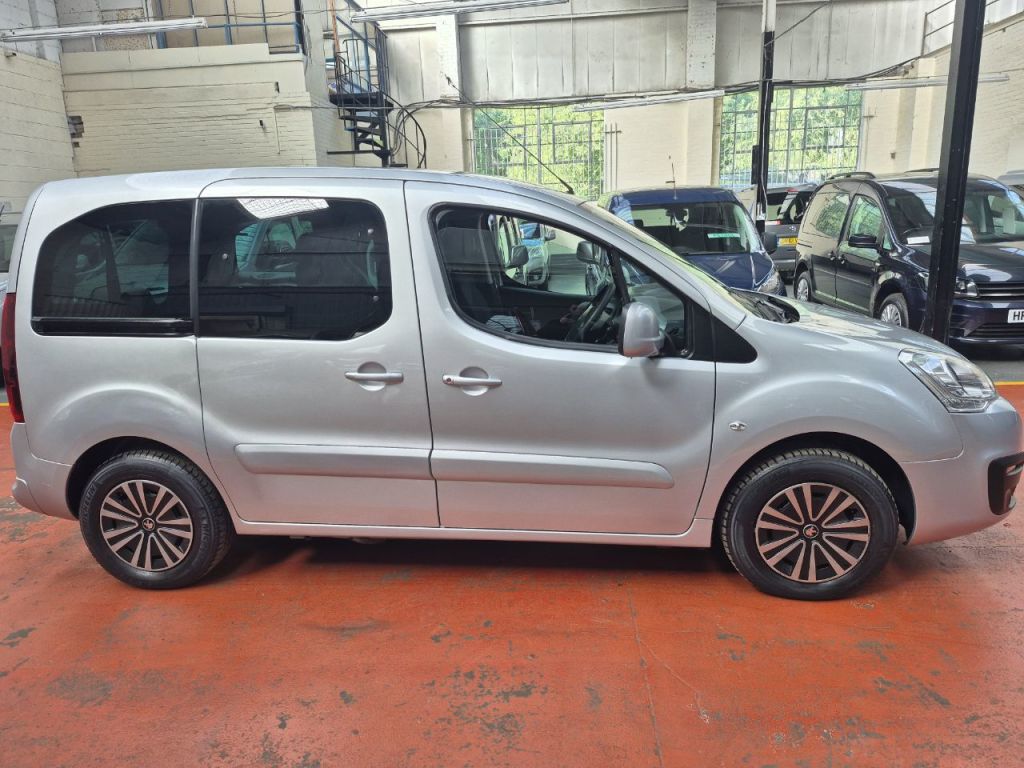 Used Peugeot Partner 2017 for sale - 76637541: Photo 13