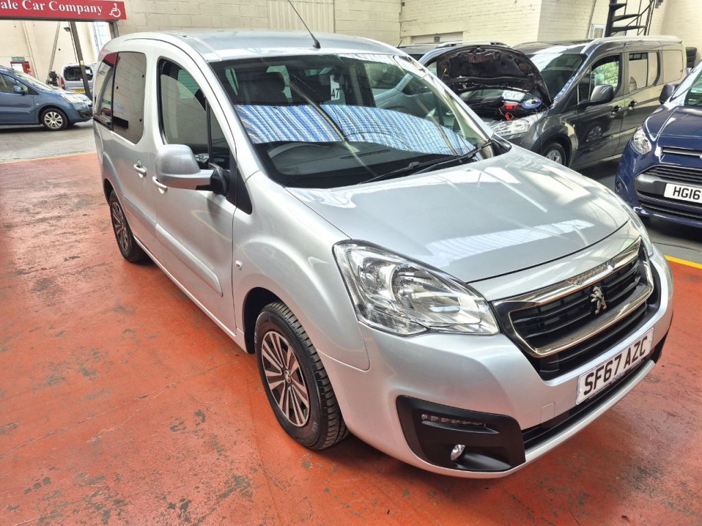 Used Peugeot Partner 2017 for sale - 76637541: Photo 2