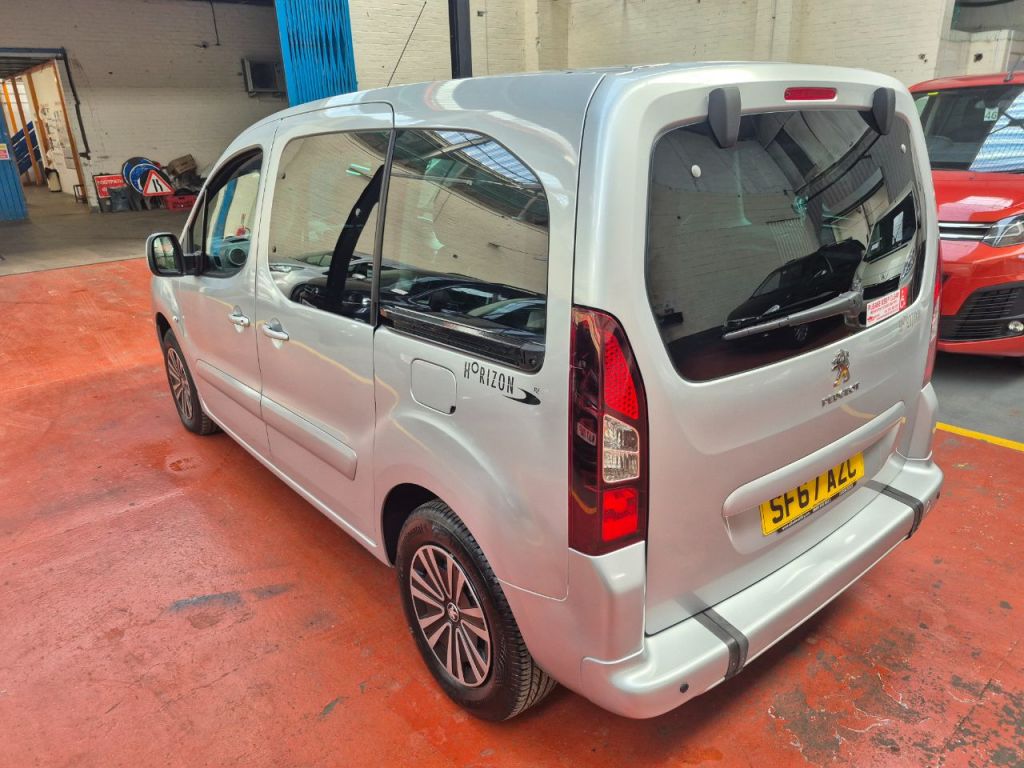 Used Peugeot Partner 2017 for sale - 76637541: Photo 21