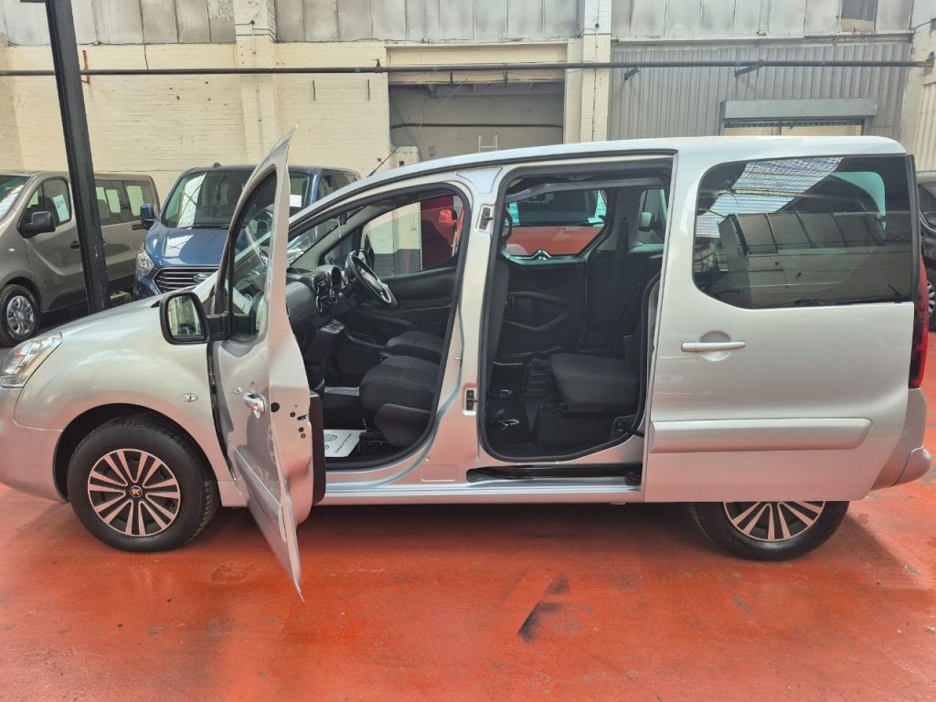 Used Peugeot Partner 2017 for sale - 76637541: Photo 8